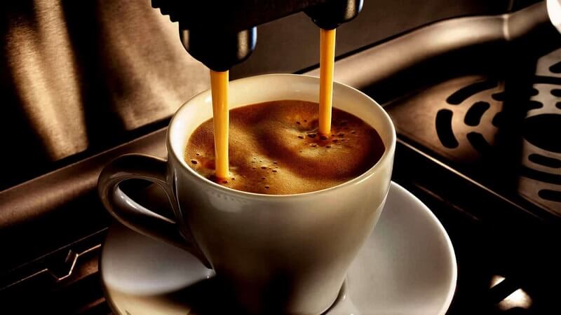cách pha <span class='marker'>tàng trữ</span> cà phê Latte